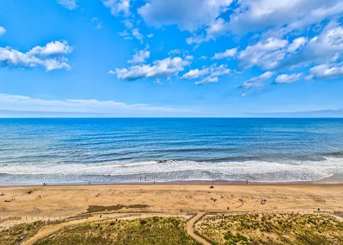 Holiday home Joyful Beachfront With Balcony Pools Gym Game & Ac Ocean City